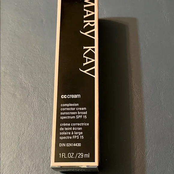 Mary Kay Complexion Corrector Cream, light to medium, new - Picture 1 of 7
